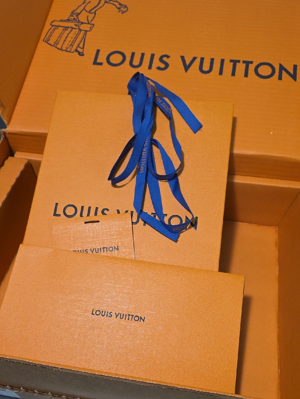 Louis Vuitton 2026 Mothers Day Jane Notebook With Sticker Set - Picture 7 of 10